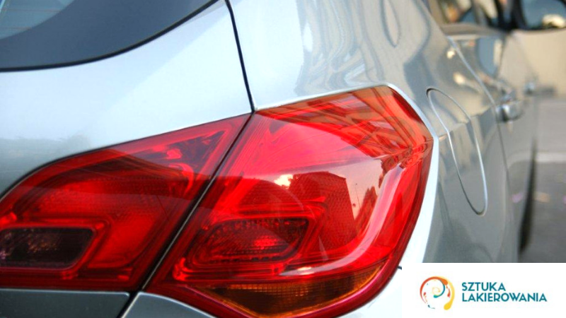 lakiernictwo Białystok, SztukaLakierowania - tył i bok auta po lakierowaniu, Fiat