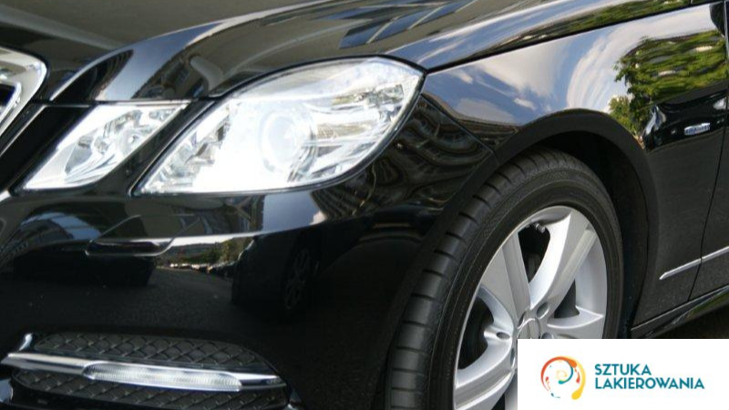 lakiernictwo Białystok, SztukaLakierowania - idealny czarny lakier na samochodzie, efekt pracy lakierników ze Sztuki Lakierowania