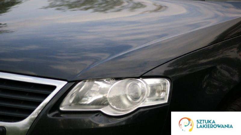 Usługi blacharsko-lakiernicze - naprawa nadwozia i czarnego lakieru na samochodzie w SztukaLakierowania.pl